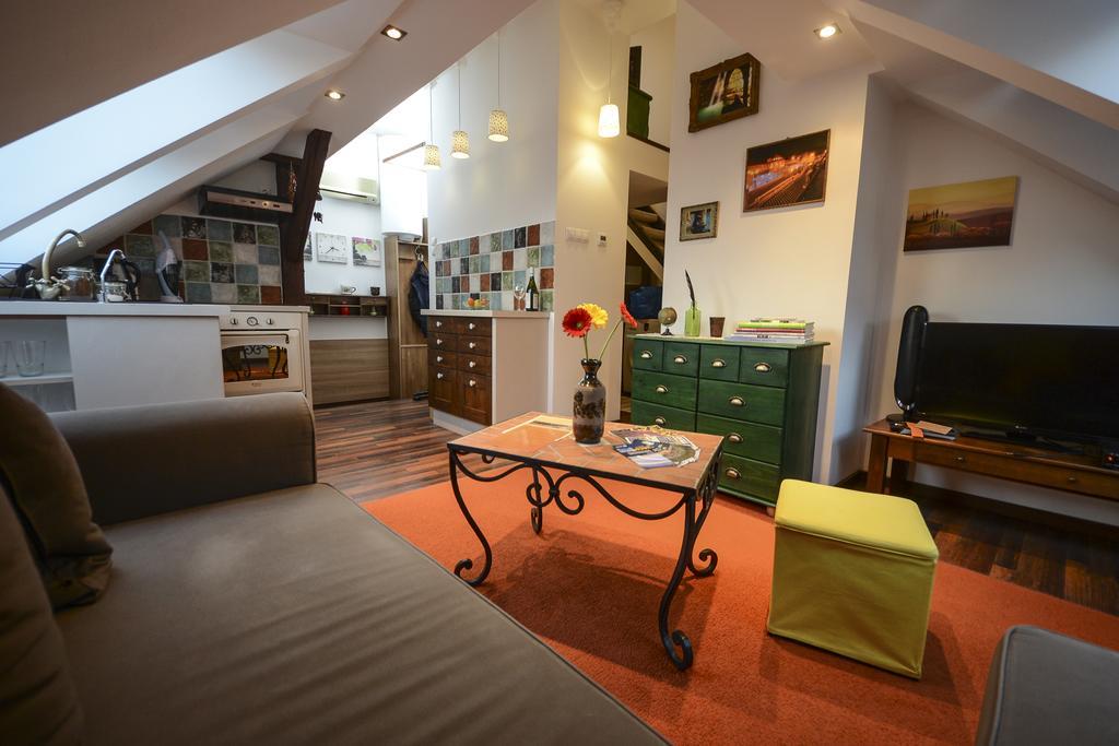 St. Gellert Square - Minilux Apartman Budapeszt Zewnętrze zdjęcie